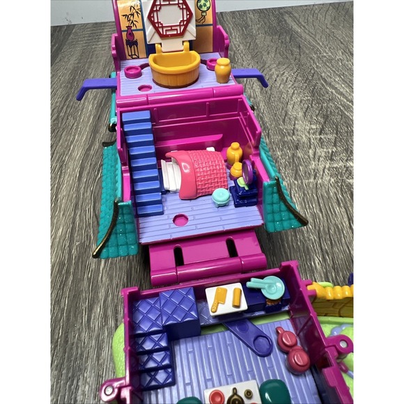 VTG 1997 Polly Pocket Disney Mulan Brave Journey Playset 99% Complete Near Mint - Picture 12 of 16